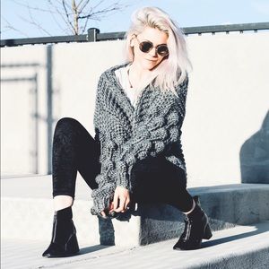 Lantern Ball Sleeve Knit Cardigan in Dark Gray